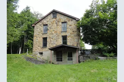 1074 Annisville Road, Washington Township, PA 16050 - Photo 5