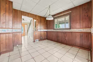 38 Franklin Ave, Ellwood City, PA 16117 - Photo 27