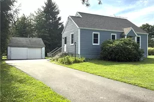 201 Fairway Ln, Penn Township, PA 16002 - Photo 1