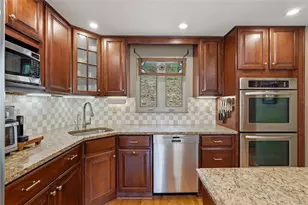 4 Allendale Pl, Pittsburgh, PA 15228 - Photo 17