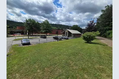 945 Broad St, New Bethlehem, PA 16242 - Photo 3