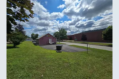 945 Broad St, New Bethlehem, PA 16242 - Photo 9