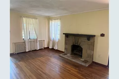 121 Woodhaven Ln, Ross Twp, PA 15237 - Photo 5
