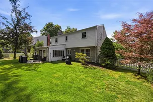 1318 Plantation Dr, Bethel Park, PA 15102 - Photo 41