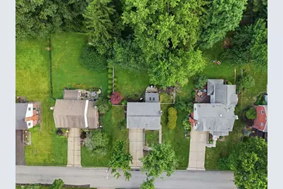 1318 Plantation Dr, Bethel Park, PA 15102 - Photo 41