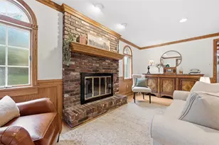 1318 Plantation Dr, Bethel Park, PA 15102 - Photo 13