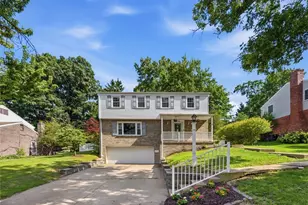 1318 Plantation Dr, Bethel Park, PA 15102 - Photo 3