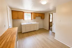 564 3rd St, Clairton, PA 15025 - Photo 7