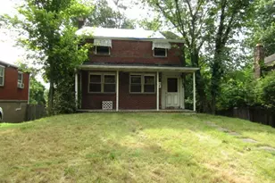 821 Veronica Dr, Pittsburgh, PA 15235 - Photo 1