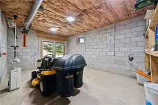 422 Primrose Dr, Unity Township, PA 15601 - Photo 31