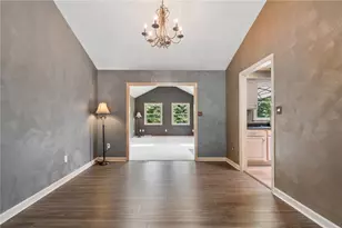 422 Primrose Dr, Unity Township, PA 15601 - Photo 5