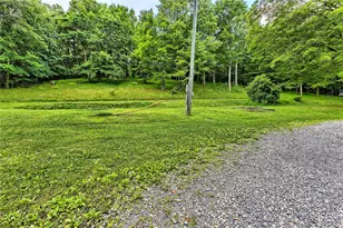 101 Gogo Lake Dr, Rayne Township-Ernest, PA 15701 - Photo 19
