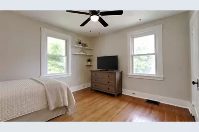 554 Forest Ave, Pittsburgh, PA 15202 - Photo 9