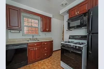 638 Elaine Drive, Pittsburgh, PA 15236 - Photo 5