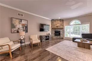 7010 Crider Rd, Adams Township, PA 16046 - Photo 11