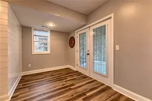 7010 Crider Rd, Adams Township, PA 16046 - Photo 17