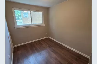745 Macfarlane Dr, Pittsburgh, PA 15235 - Photo 17