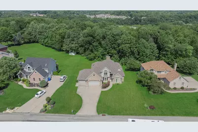 136 Meadow Drive, Chippewa Township, PA 15010 - Photo 3