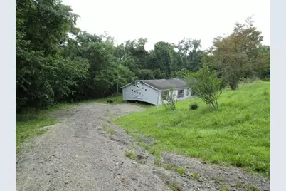 732 7th St, Marianna Boro, PA 15345 - Photo 5