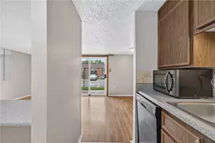 8101 Revere Pl, Hopewell Township, PA 15001 - Photo 13