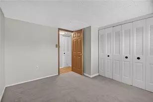 8101 Revere Pl, Hopewell Township, PA 15001 - Photo 21
