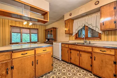 888 Bovard Luxor Road, Hempfield Township, PA 15601 - Photo 9