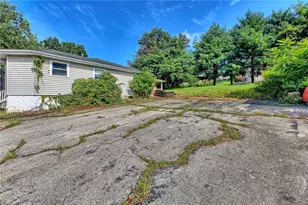 888 Bovard Luxor Rd, Hempfield Township, PA 15601 - Photo 23