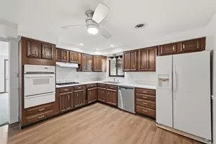 4930 Gardenville Rd, Pittsburgh, PA 15236 - Photo 15