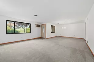 4930 Gardenville Rd, Pittsburgh, PA 15236 - Photo 9