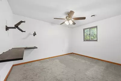 4930 Gardenville Rd, Pittsburgh, PA 15236 - Photo 25