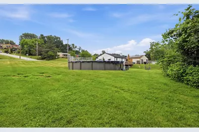 4930 Gardenville Rd, Pittsburgh, PA 15236 - Photo 43