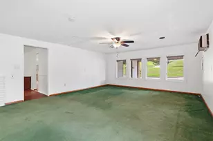 4930 Gardenville Rd, Pittsburgh, PA 15236 - Photo 19