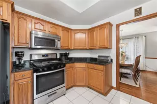 1074 Redoak Dr, Penn Twp, PA 15636 - Photo 13