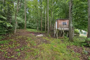 1074 Redoak Dr, Penn Twp, PA 15636 - Photo 35