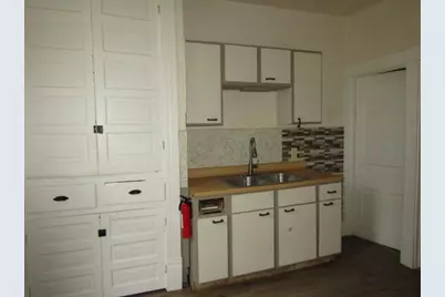 223 N 2nd St, Jeannette, PA 15644 - Photo 15
