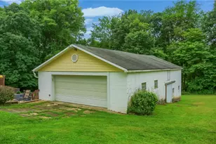 1720 Royal Dr, North Sewickley Township, PA 16117 - Photo 39