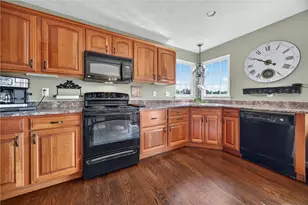 163 Aidan Ct, Pittsburgh, PA 15226 - Photo 9
