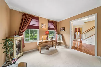 1023 Mayfair Dr, Cecil, PA 15317 - Photo 5