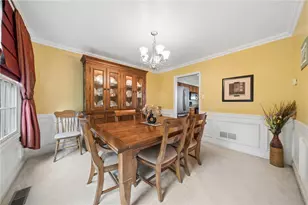 1023 Mayfair Dr, Cecil, PA 15317 - Photo 7