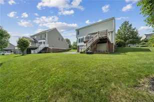 1023 Mayfair Dr, Cecil, PA 15317 - Photo 35