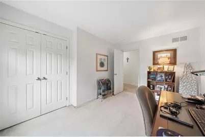 1023 Mayfair Dr, Cecil, PA 15317 - Photo 17
