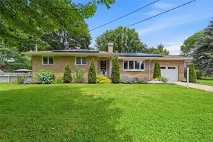 612 Lesnett Rd, Bridgeville, PA 15017 - Photo 1
