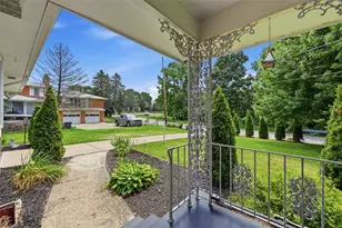 612 Lesnett Rd, Bridgeville, PA 15017 - Photo 5