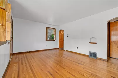 1839 Viruth St, Pittsburgh, PA 15212 - Photo 7