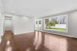 1013 El Rancho Dr, Green Tree, PA 15220 - Photo 11
