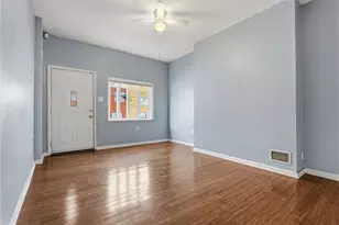 2334 Fox Wy, Pittsburgh, PA 15203 - Photo 3