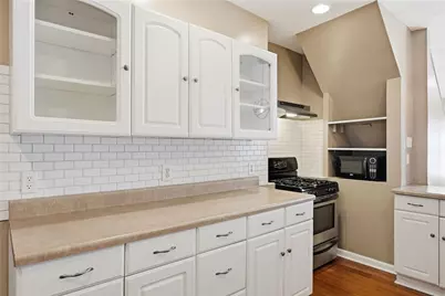 2334 Fox Way, Pittsburgh, PA 15203 - Photo 9