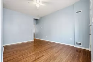 2334 Fox Wy, Pittsburgh, PA 15203 - Photo 5