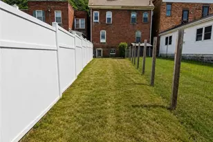 81 Broad St, Leetsdale, PA 15056 - Photo 7