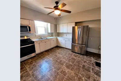 81 Broad St, Leetsdale, PA 15056 - Photo 11